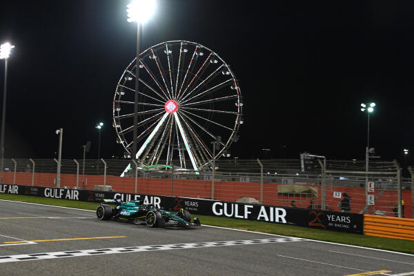 Aston Martin Bahrein 2024 auto Fernando Alonso