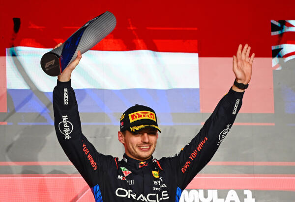 Verstappen wint in Qatar