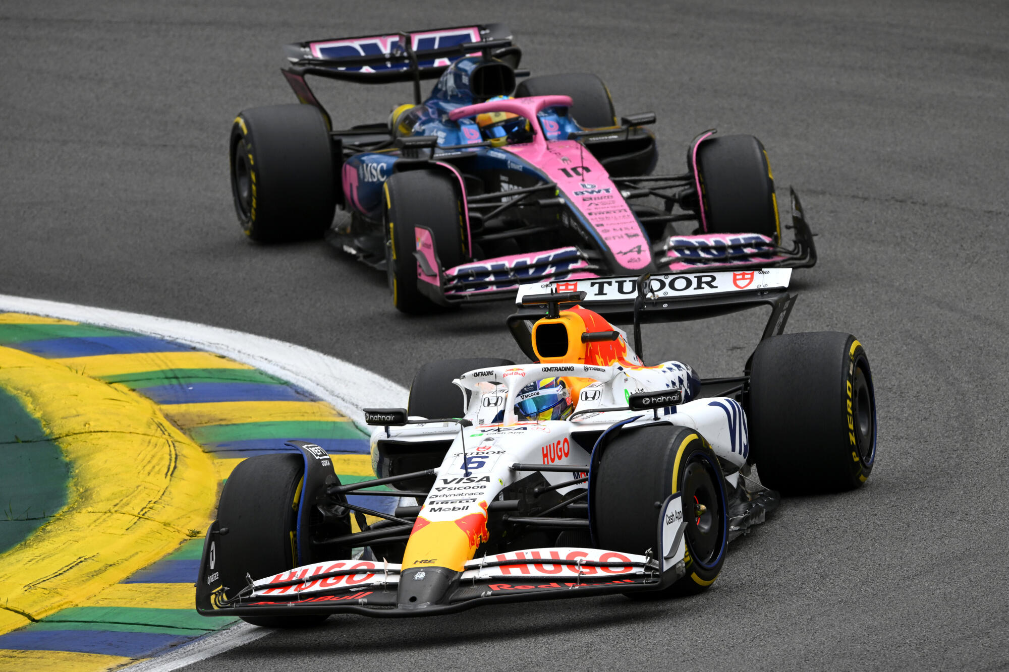 Isack Hadjar en Pierre Gasly - F1 Grand Prix van Brazilië 2025