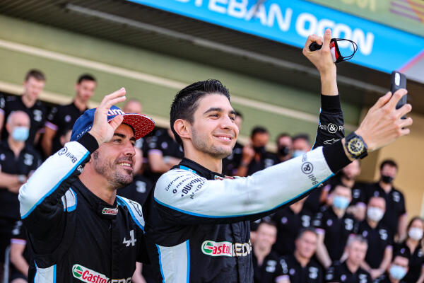Alpine / Fernando Alonso / Esteban Ocon / 2021
