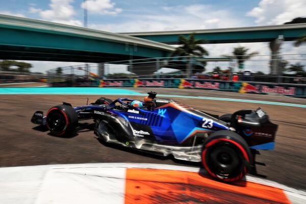 Alex Albon - zijkant snel - Miami2022