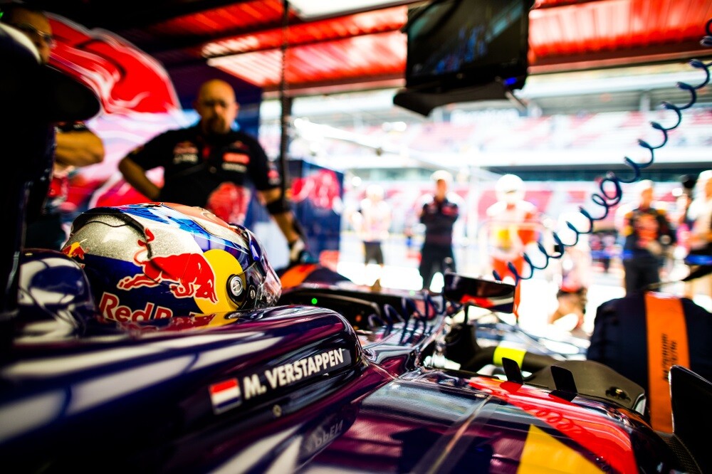 images_Formule1_2015_nieuws-mei_Max_Verstappen_Toro_Rosso_VT_GP_Spanje2015
