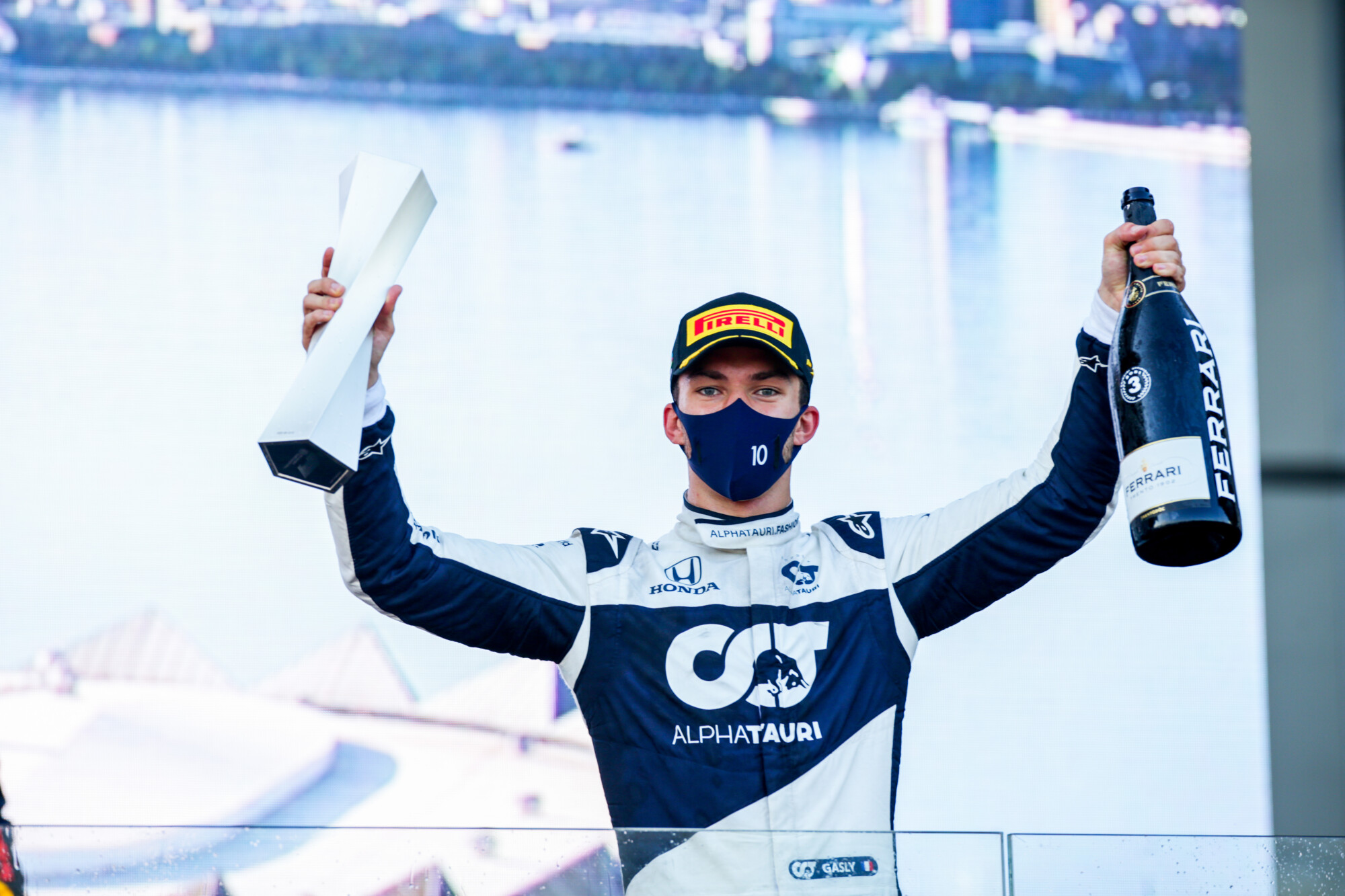 SI202106060315_hires_jpeg_24bit_rgb