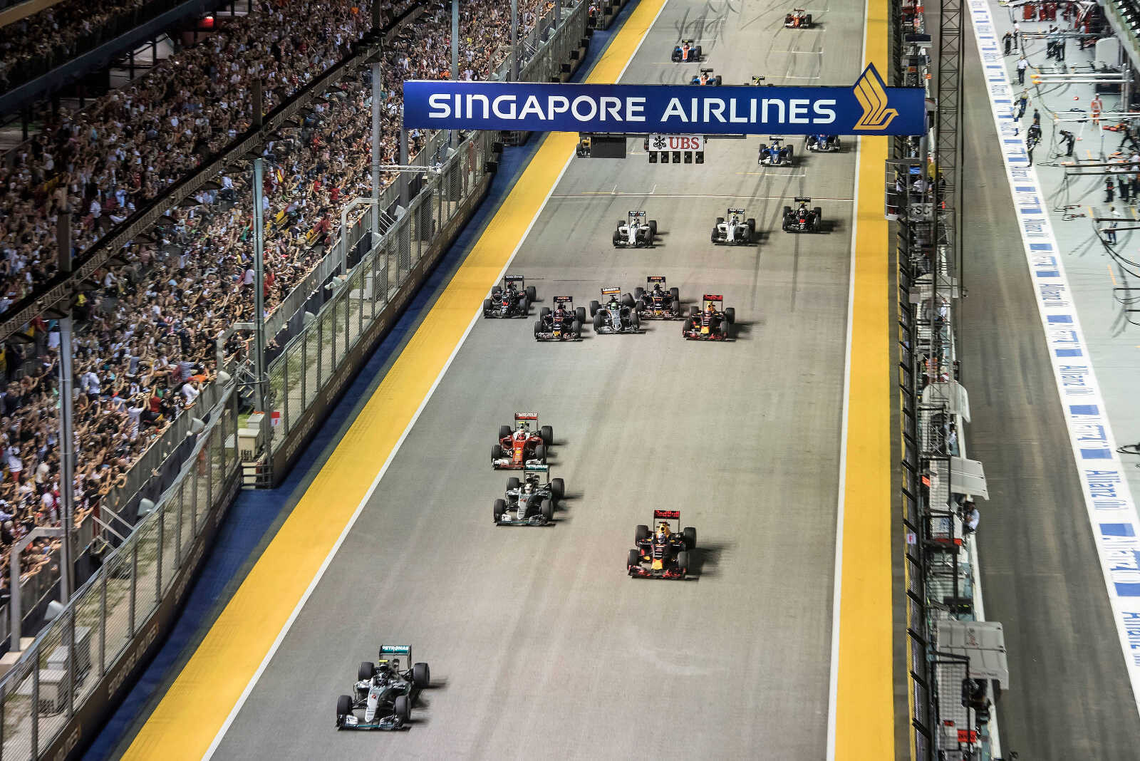 Start_F1_Grand_Prix_Singapore_2016