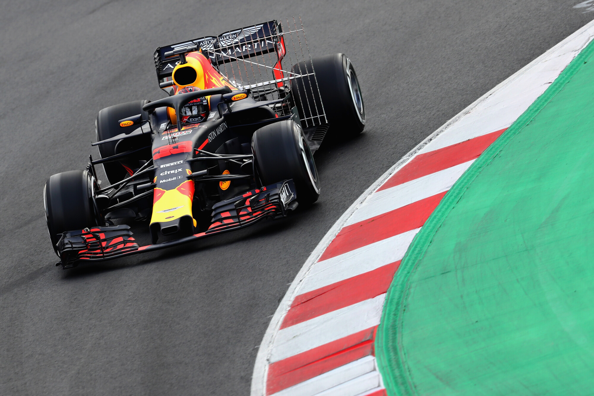 AP-1UW4TE47S1W11_hires_jpeg_24bit_rgb