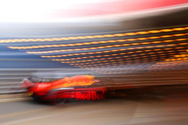 AP-1ZE3NHPND2511_hires_jpeg_24bit_rgb