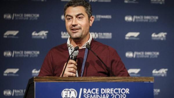 5c8a2ed2d8ad5878f002f64f