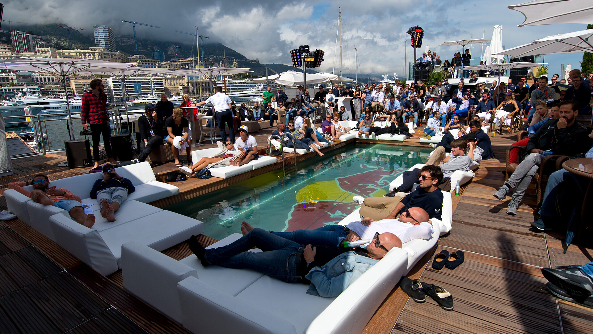 1920x1080-Energy-Station-Red-Bull-GP-Monaco-2016