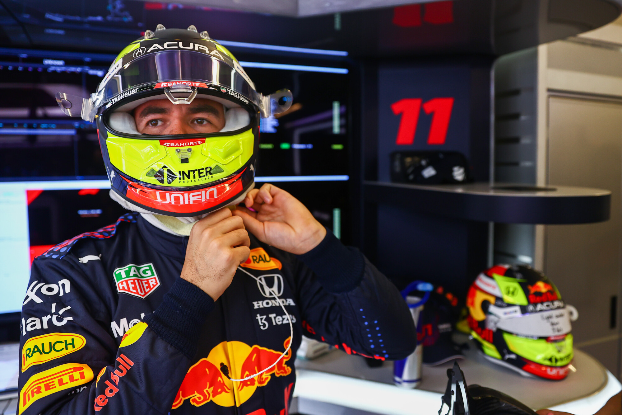 SI202110221136_hires_jpeg_24bit_rgb