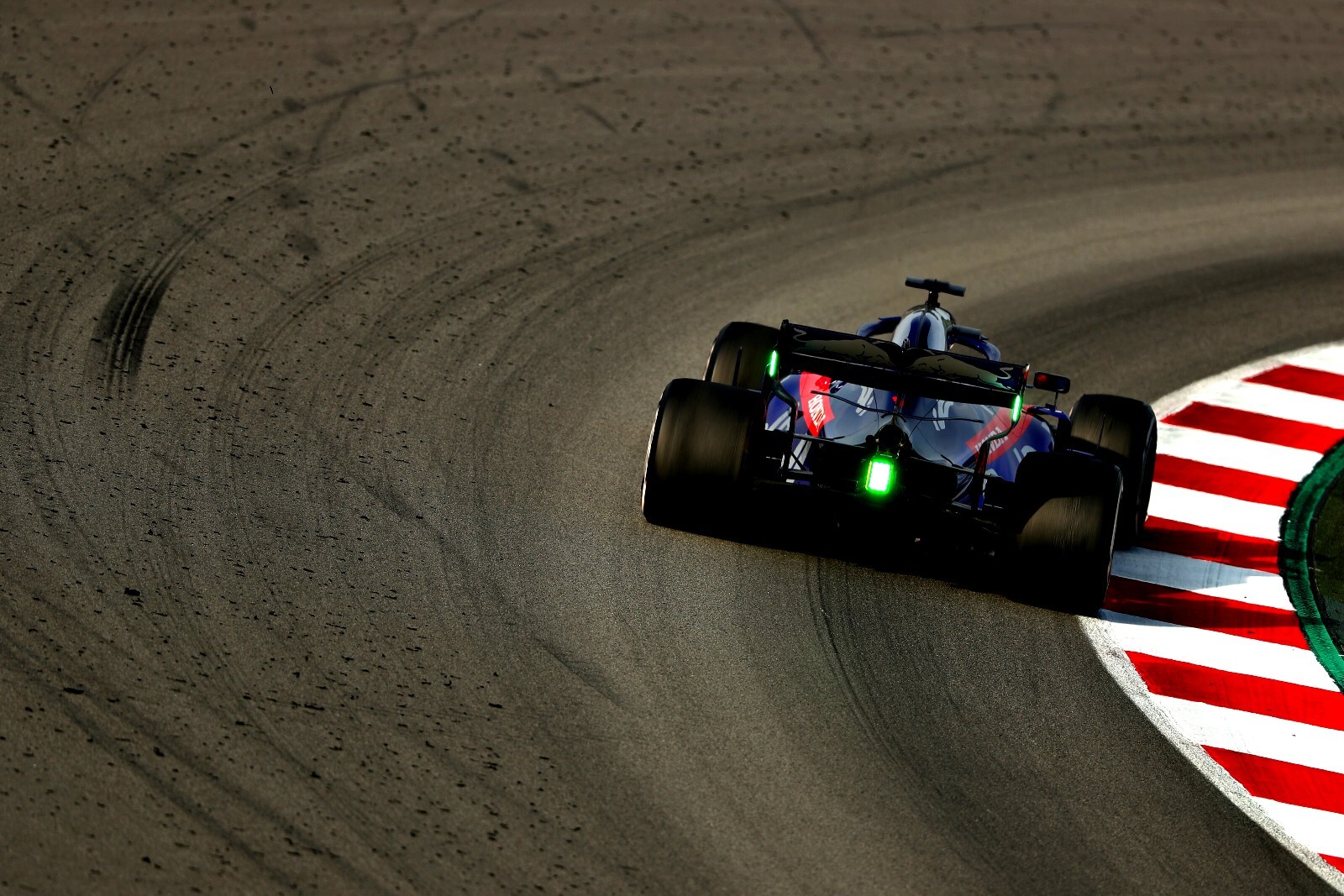 AP-1YJCVAK892111_news