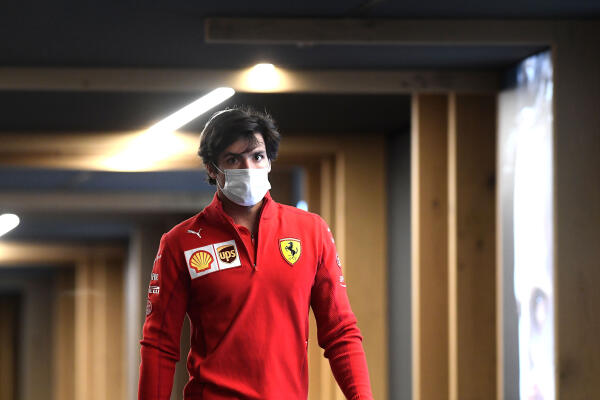 210003-scuderia-ferrari-austria-gp-thursday