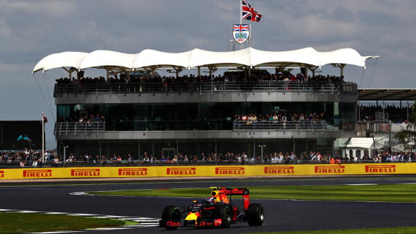 1920x1080-Max-Verstappen-Red-Bull-Racing-GP-Engeland-2016
