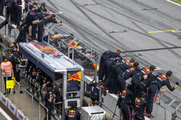 SI202106270668_hires_jpeg_24bit_rgb