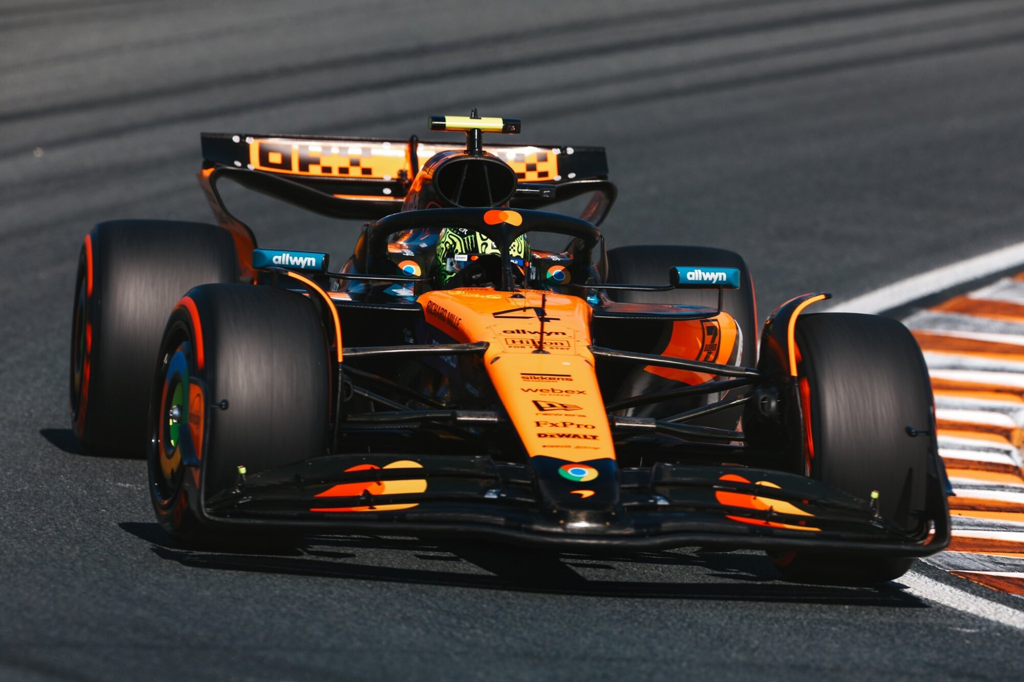 Lando Norris auto Zandvoort 2025