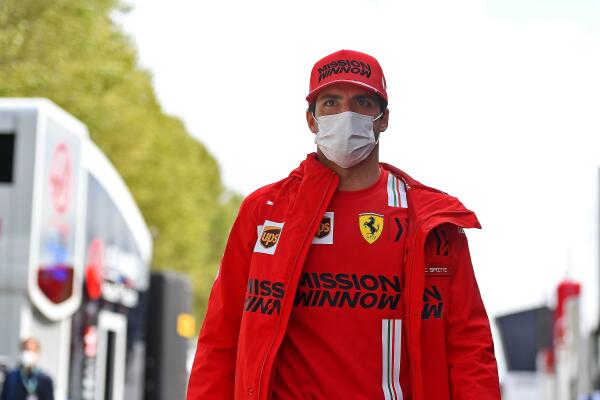 210004-scuderia-ferrari-emilia-romagna-gp-thursday