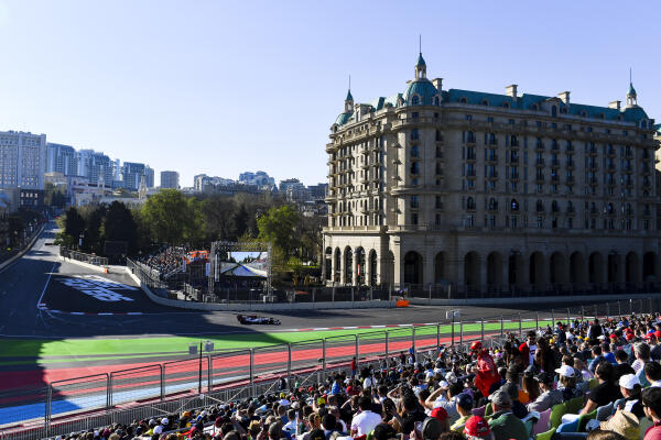 bakusaturday11-220271