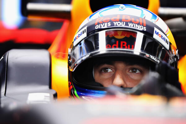 P-20170901-02121_news