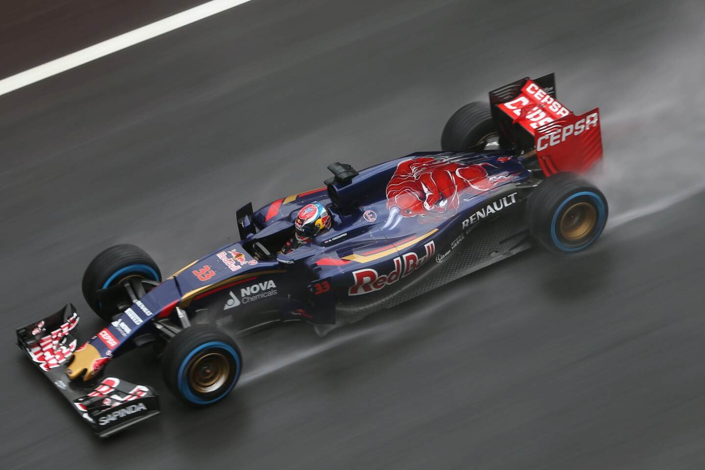 images_Formule1_2015_nieuws-juni_Max_Verstappen_Scuderia_Toro_Rosso_training_GP_Oostenrijk_2015