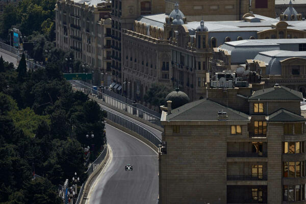 Mercedes_AMG_F1_GP_Europe_2016_T