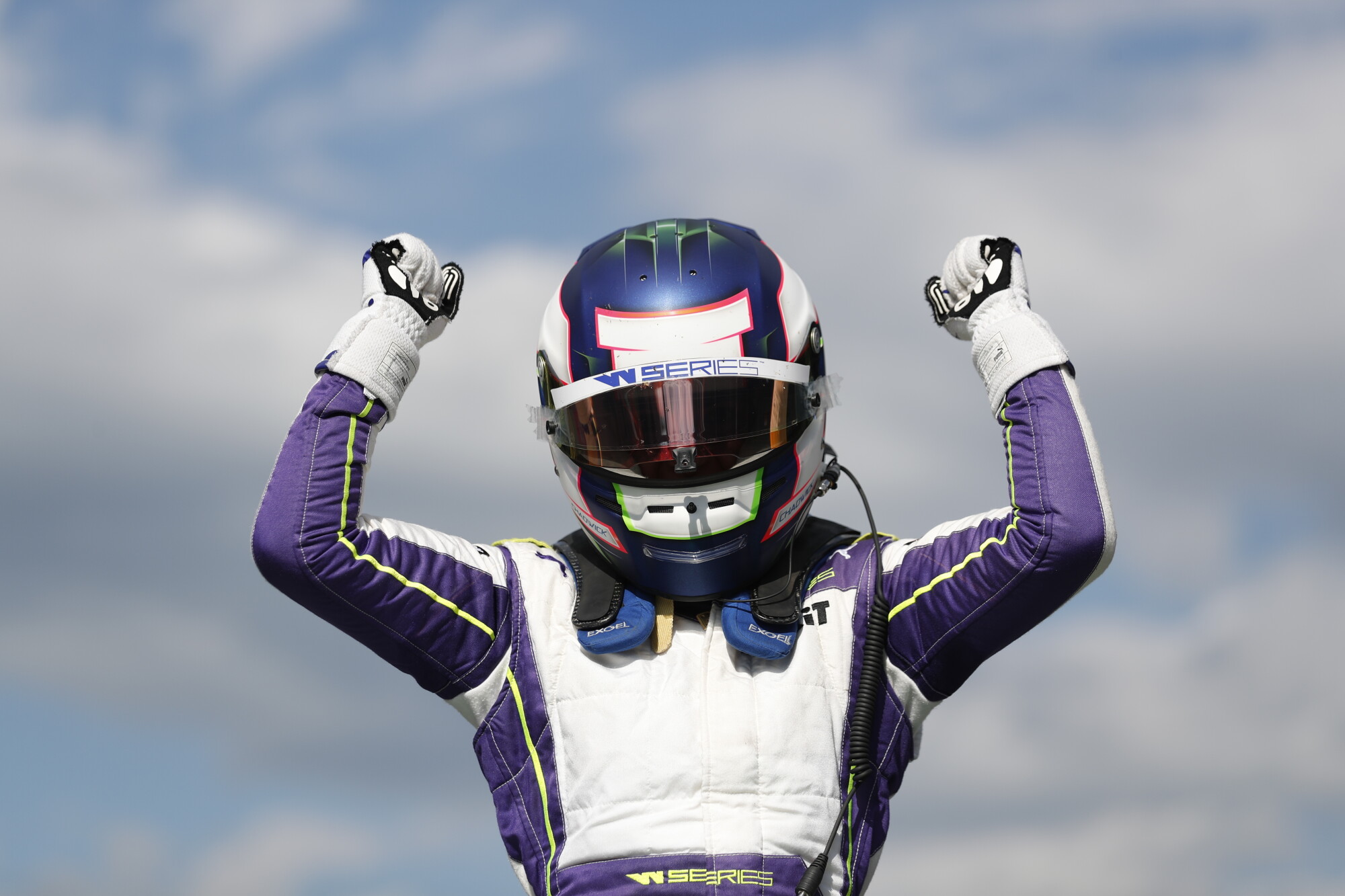 WS2102_150715_W6I5724