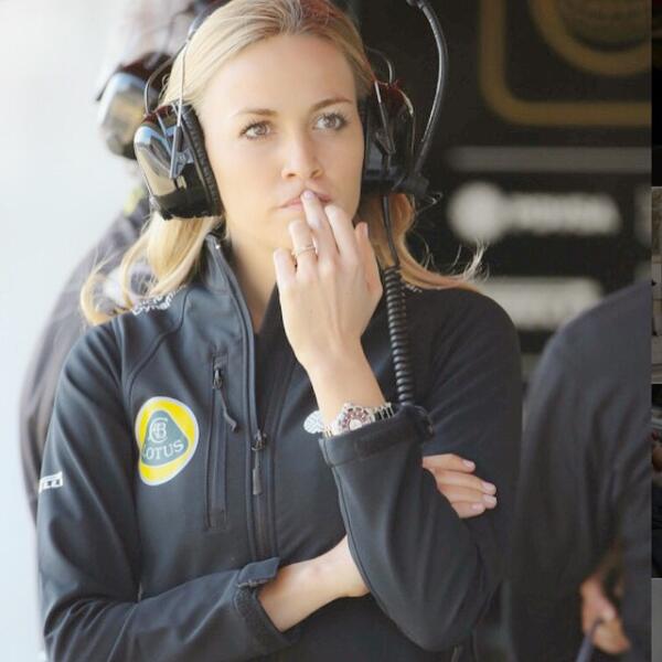 11208082_1572717786325304_265681106_n