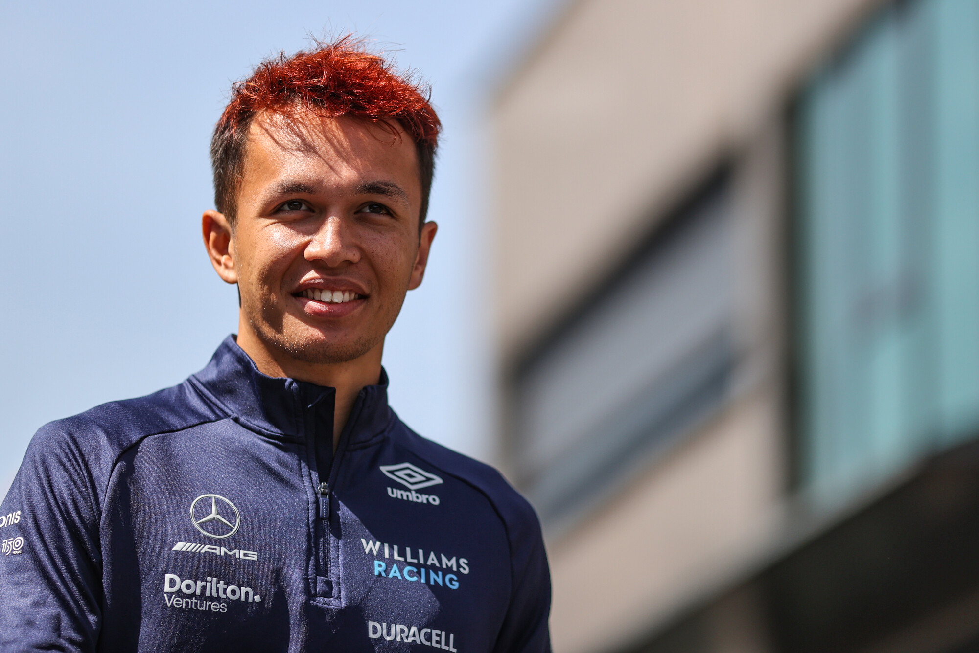 Alexander Albon in de paddock Spanje 2022