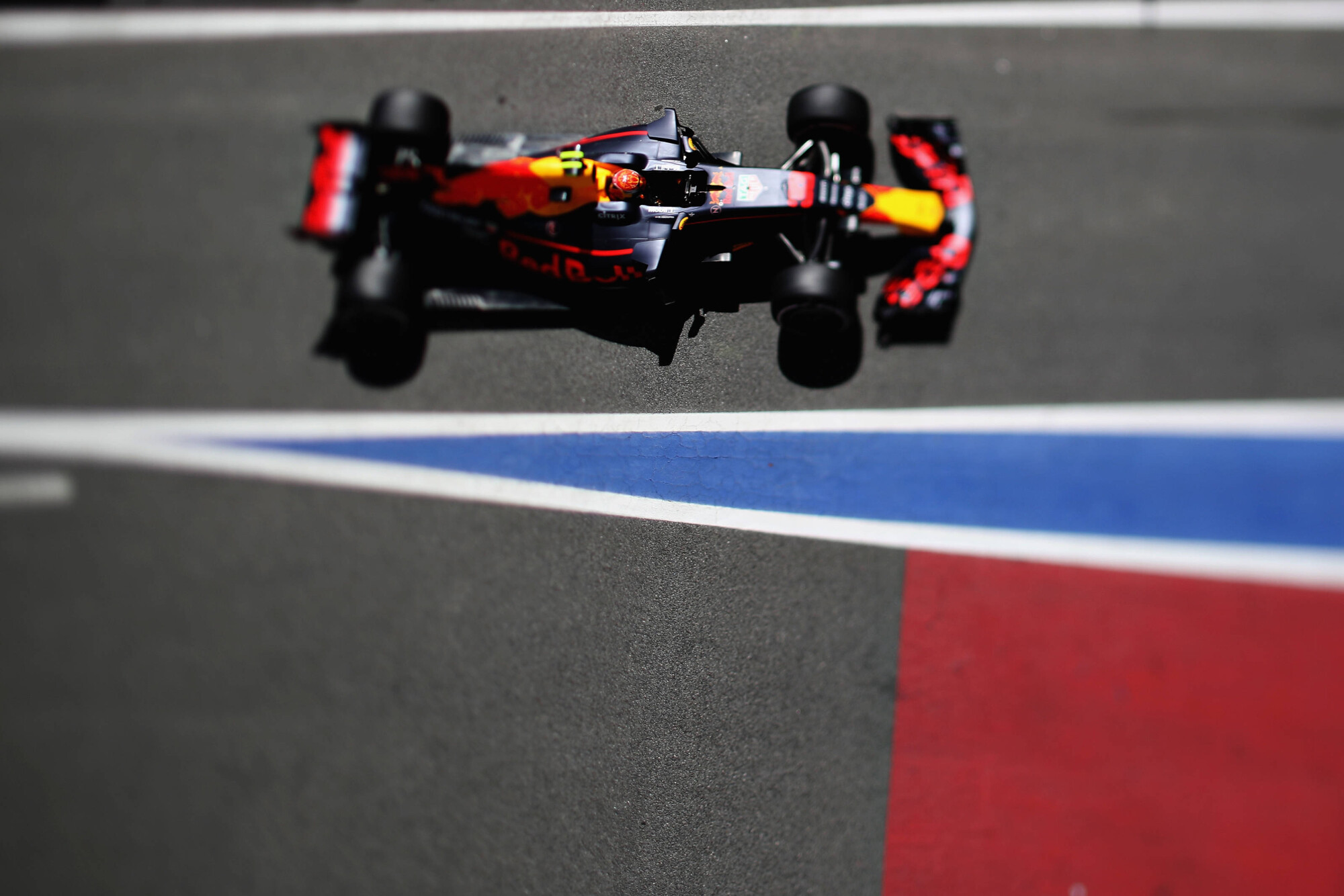 P-20170512-00698_News