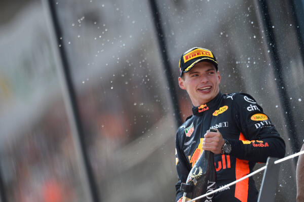 AP-1W54R31592111_news