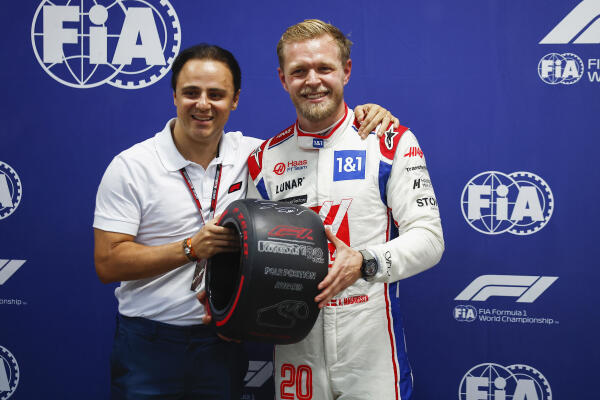 Kevin Magnussen pole position