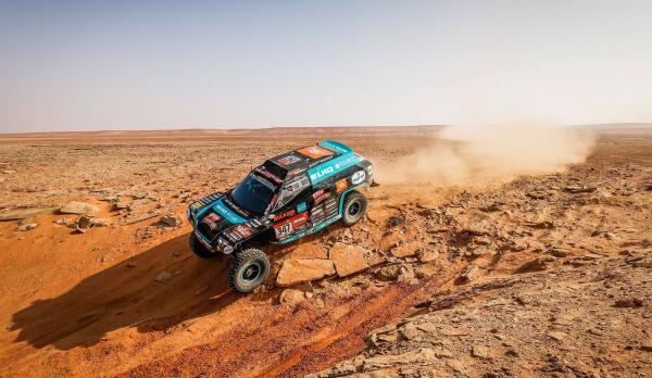 Coronel-Stage-8-Dakar