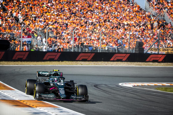 GP2113_140532_W6I5950