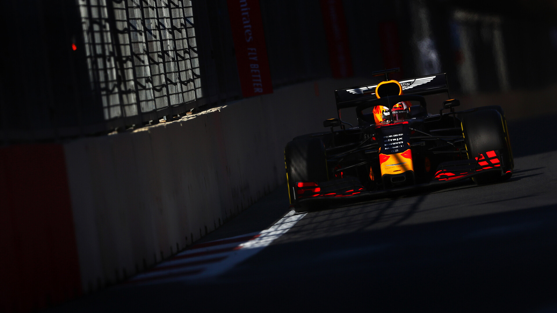 1920x1080-Max-Verstappen-Red-Bull-Racing-GP-Azerbeidzjan-2019