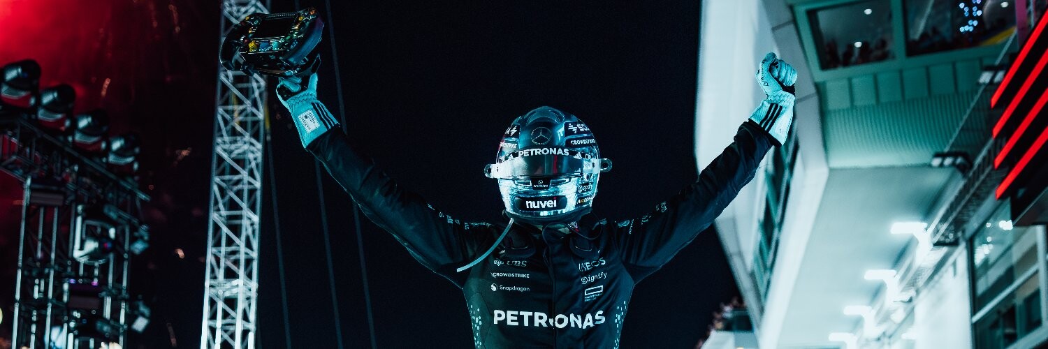 George Russell winst race zondag Singapore 2025