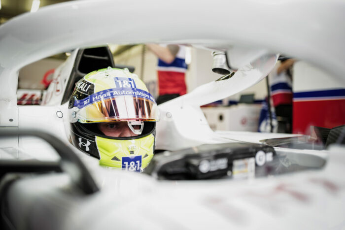 47-schumacher-700x467