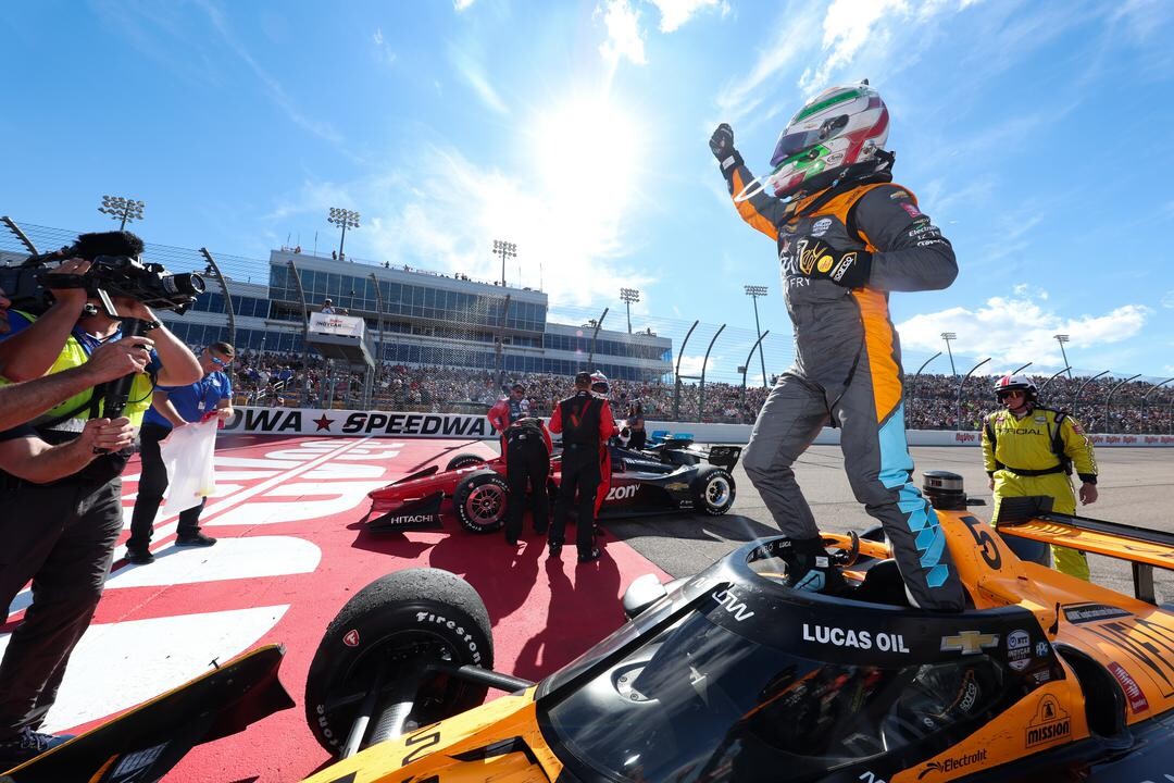 Pato OWard - Hy-Vee Salute To Farmers 300 - By_ Chris Owens_Ref Iowa Speedway 2022 - IndyCar