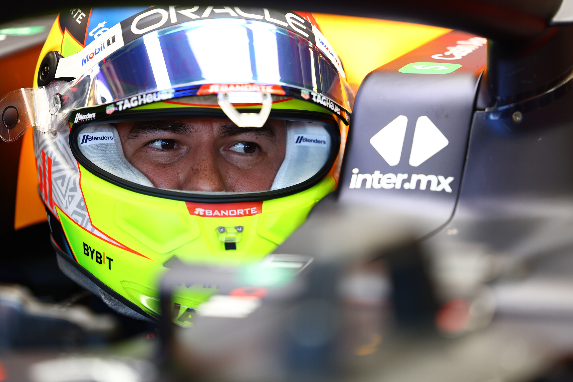 Pérez helm Baku 2023