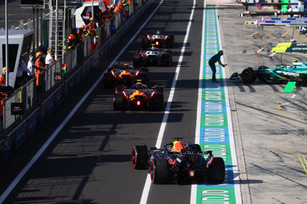 Pitlane tijdens kwalificatie F1 Grand Prix van Italië 2025 