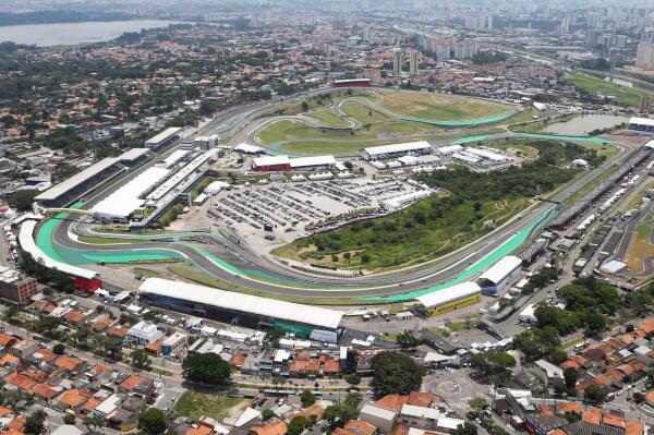 01-brazilian-thursday6-856759-1