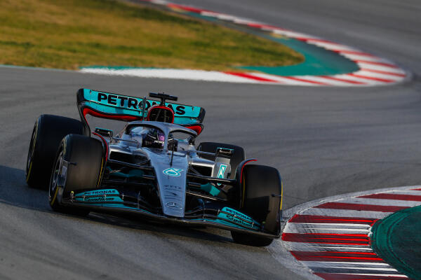 Lewis Hamilton 2022 in actie