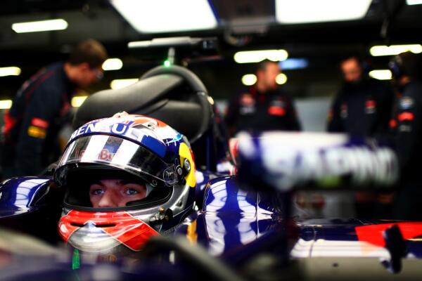 images_Formule1_2015_nieuws-april_Max_Verstappen_Toro_Rosso_GP_China_2015