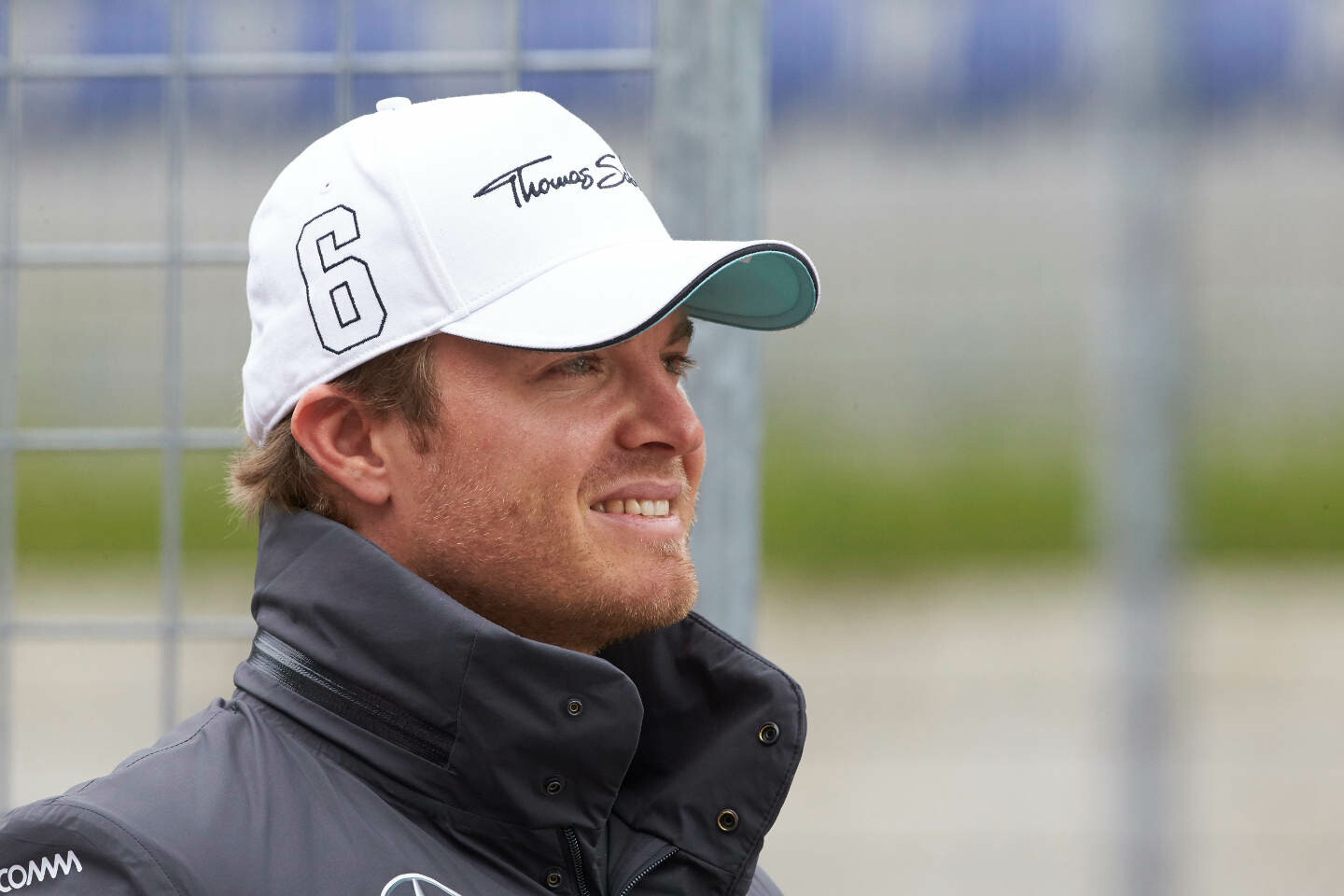 Nico_Rosberg_Mercedes_AMG_F1_test_Spielberg_2015