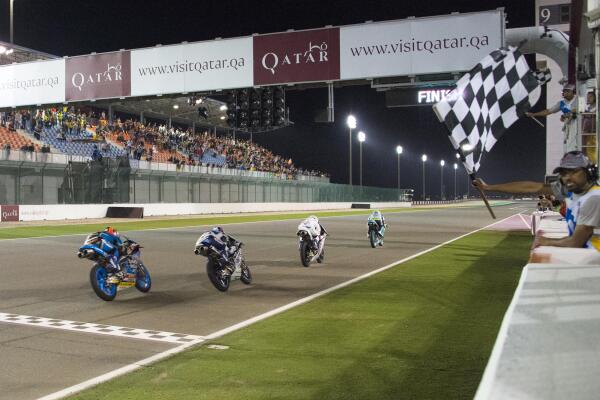 170326_Qatar_Moto3_finish