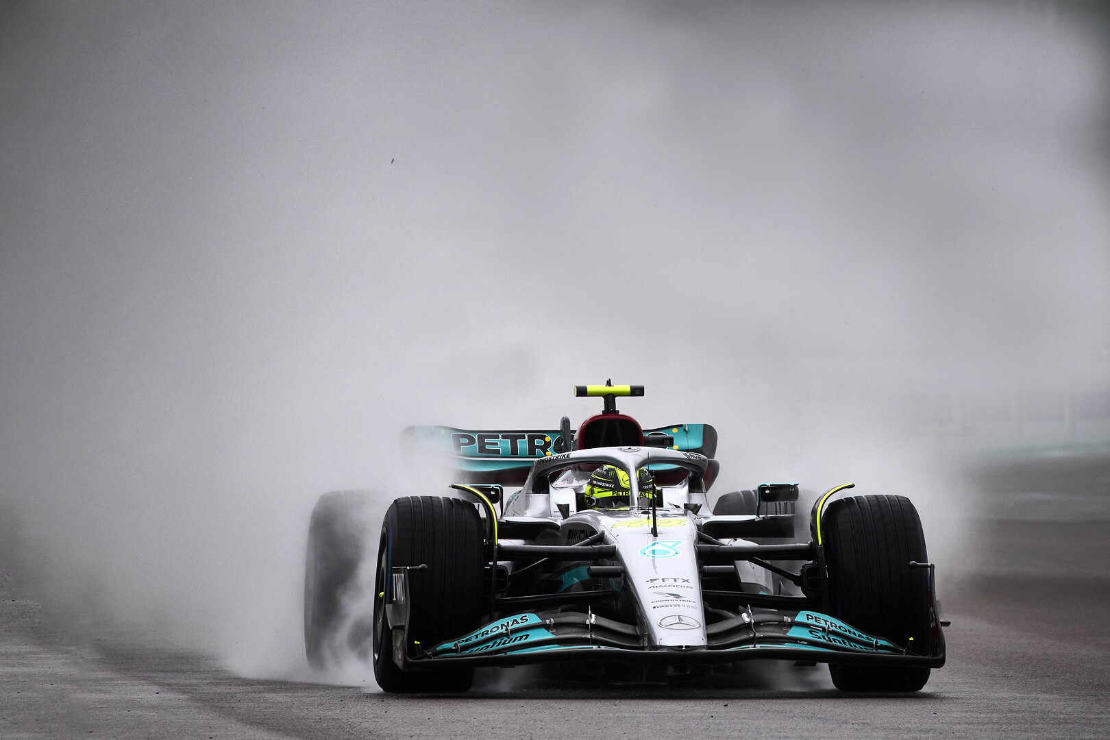 hamilton regen imola