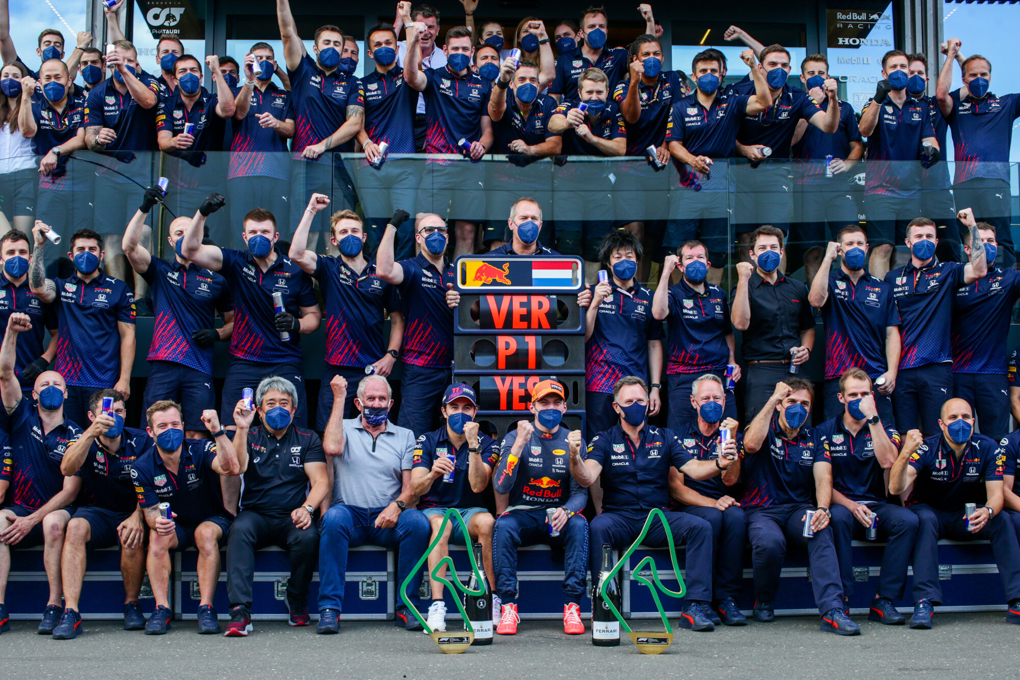 SI202106270596_hires_jpeg_24bit_rgb