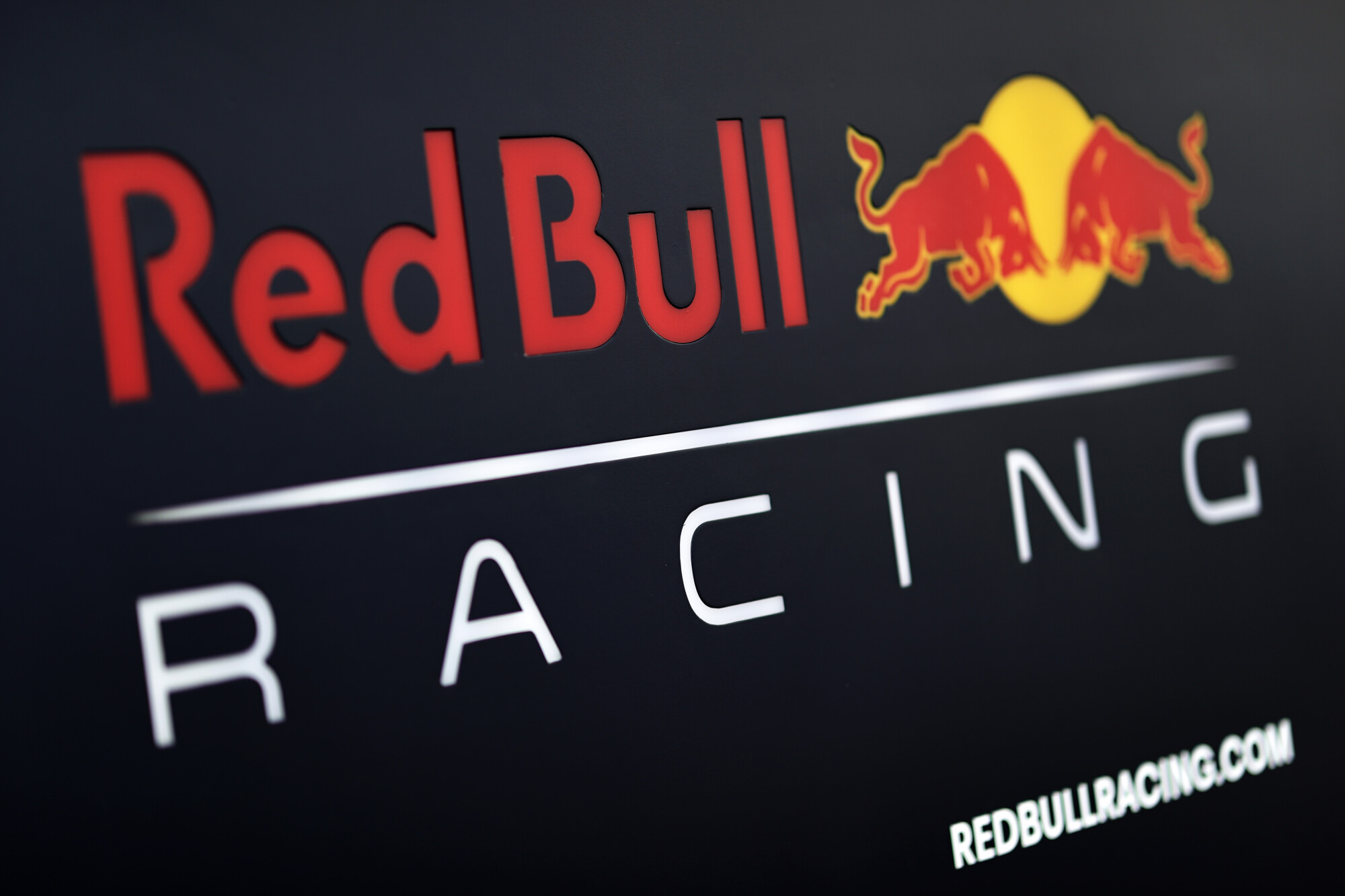 Red Bull Racing Logo -Header