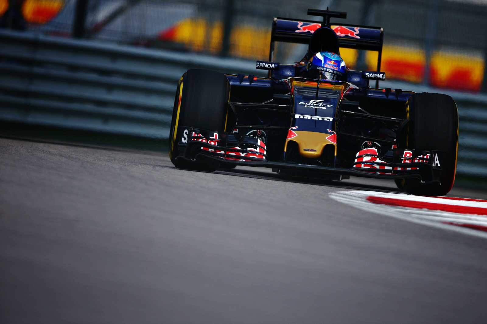 Max_Verstappen_Scuderia_Toro_Rosso_GP_Rusland_2016_P