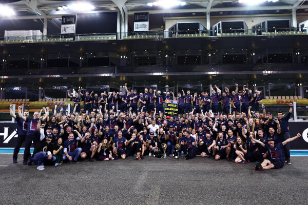 SI202112120616_hires_jpeg_24bit_rgb