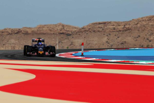 Max_Verstappen_Scuderia_Toro_Rosso_F1_GP_Bahrein