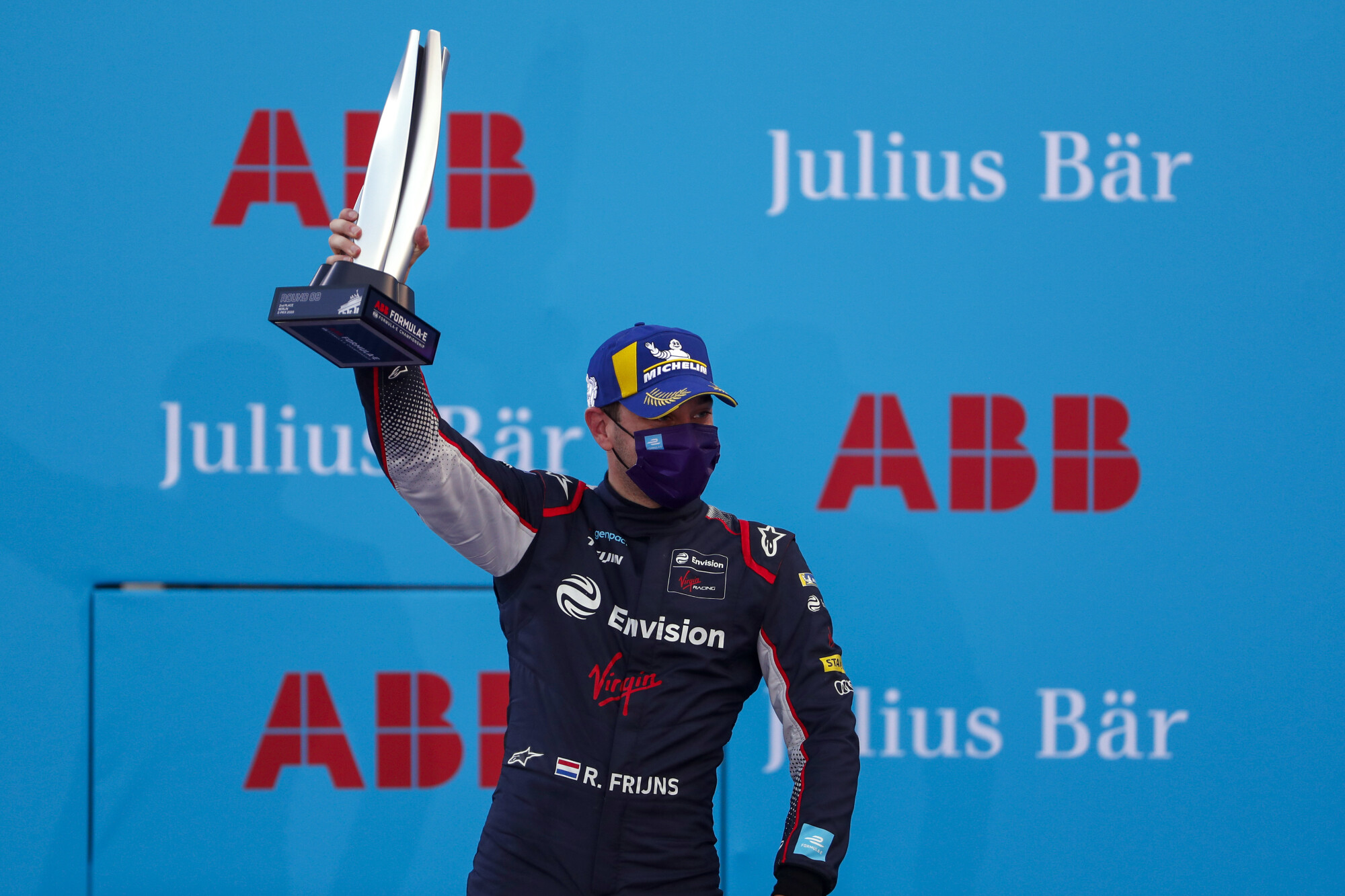 3-EPS608_180430_J6I0503