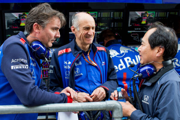 AP-1W4EWM68H2111_news